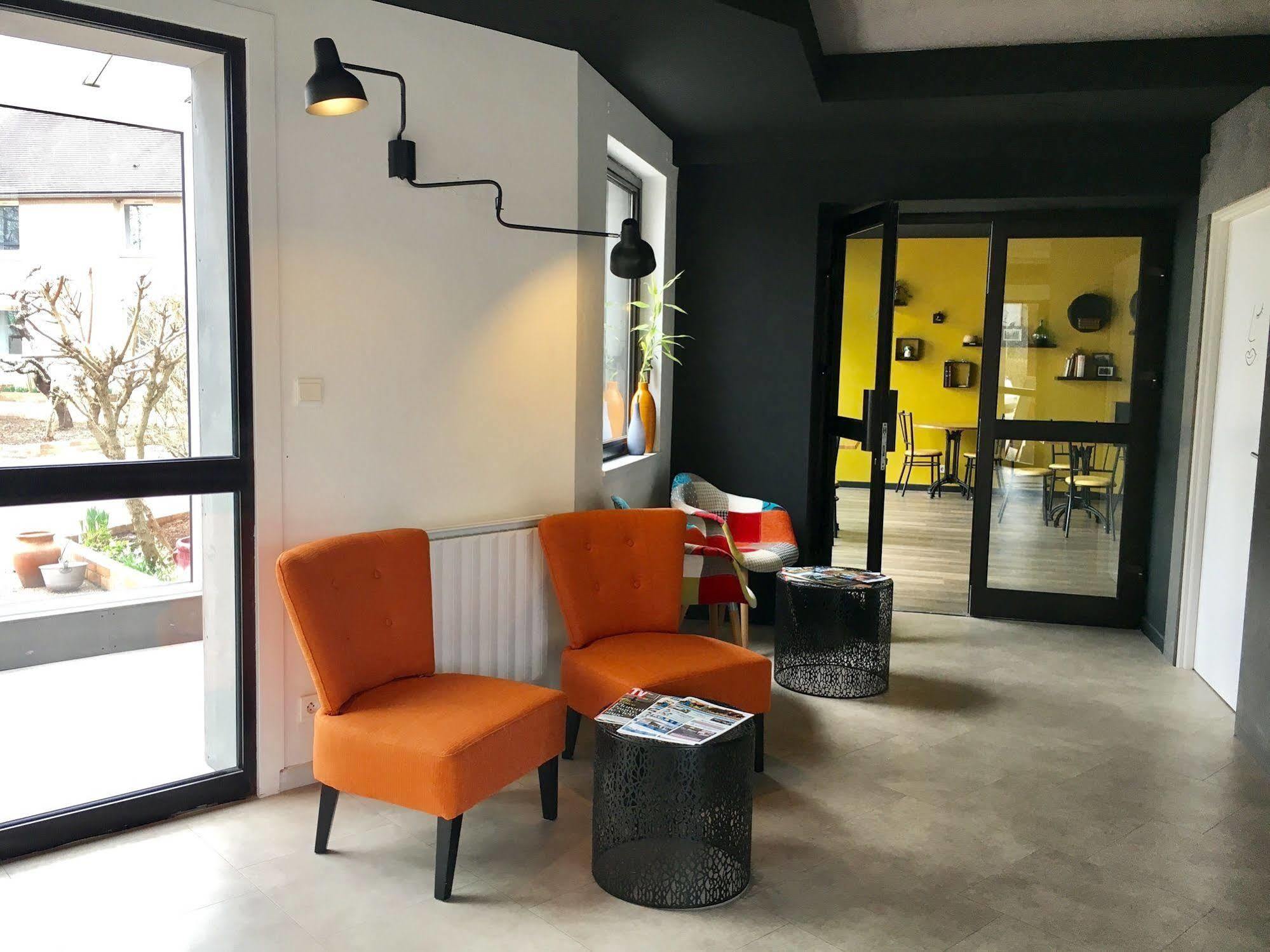 Logis Hotel "Ici M'Aime" Rouvray  Екстер'єр фото